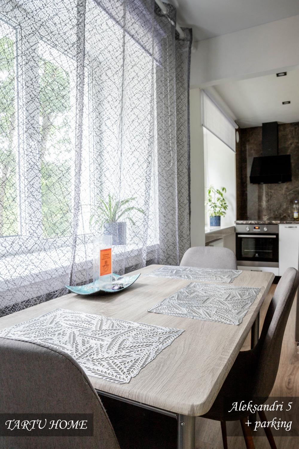 Kvartal Delux, Parking, Tartu Home Kültér fotó